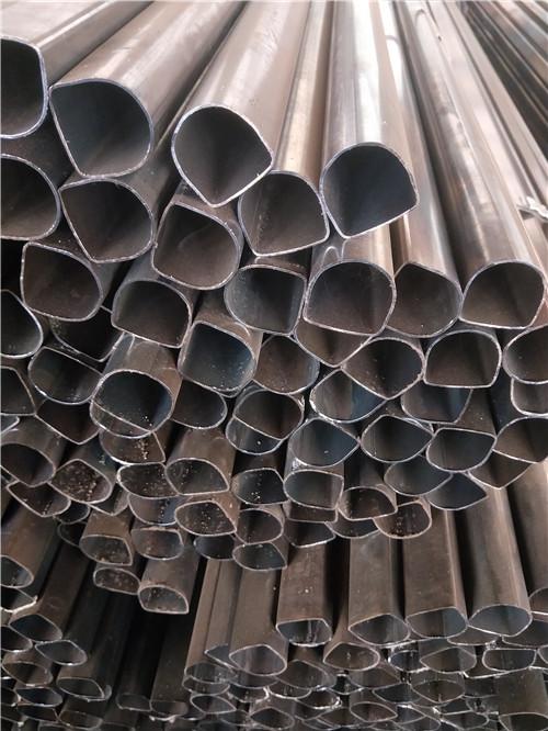 探索D形管與D形鋼管生產(chǎn)廠家 行業(yè)現(xiàn)狀與選購(gòu)指南